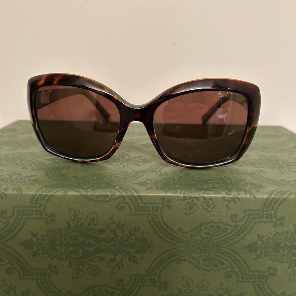 Maui Jim Tortoise/ orchid Sunglasses